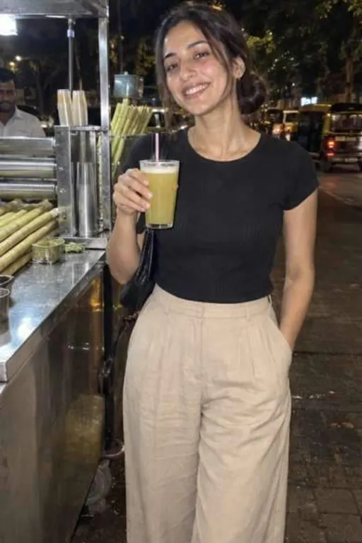 Alisha, 24, model escort in Juhu, Mumbai