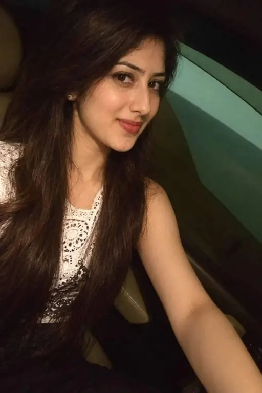 Arushi, 23, college escort in Powai, Mumbai - evening photo